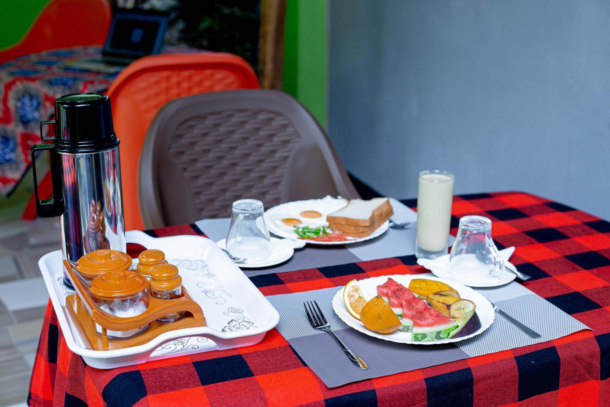 L&J Modern Backpackers Bnb Dar es Salaam Exteriér fotografie